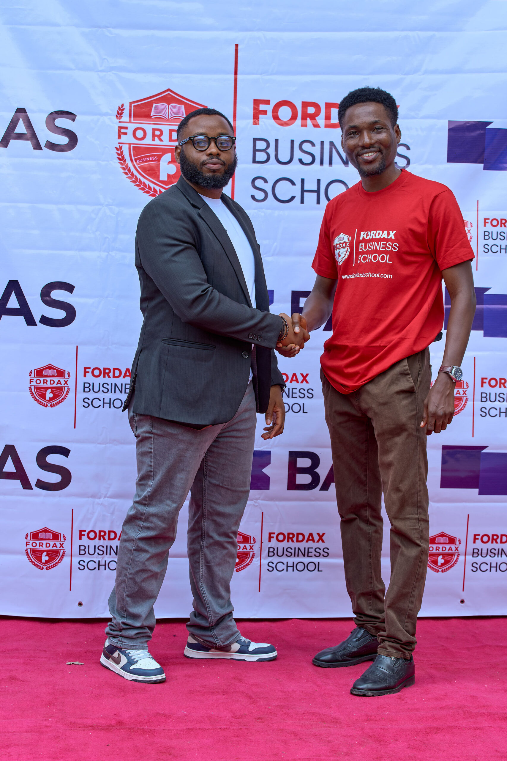 Junio MBA Adolescents Business School By Fordax